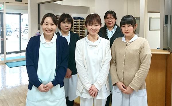 スタッフ